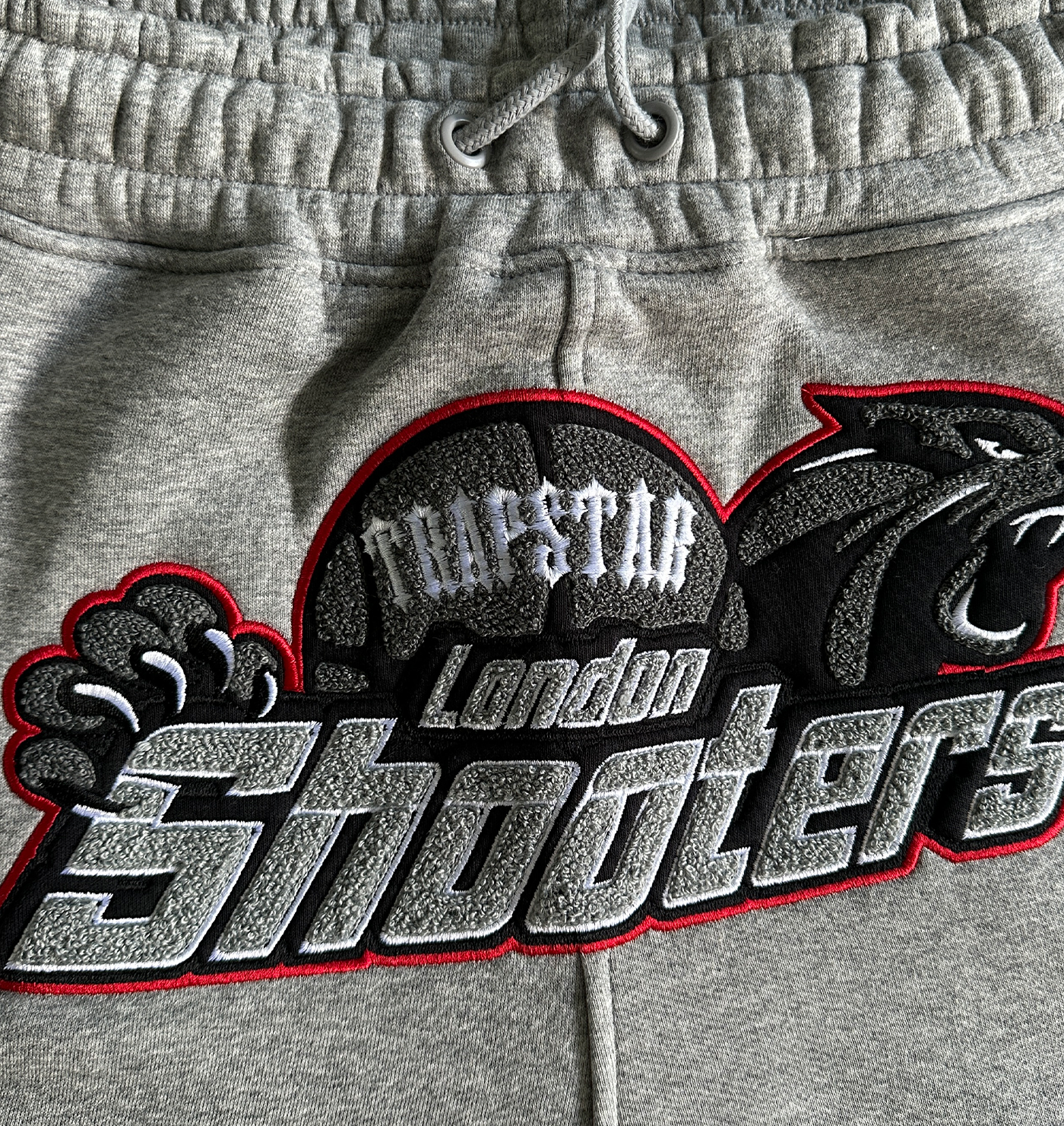 TRAPSTAR SHOOTERS TEE & SHORTS SET - (WHITE/GREY/RED)